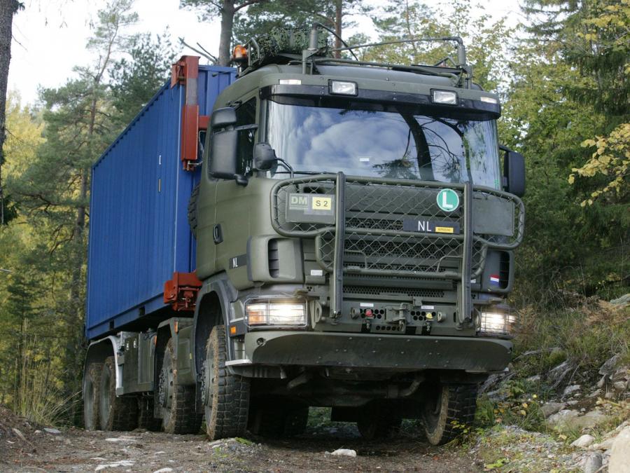  Scania R124CB 8x4 HZ 1995 года  (фото 2 из 2)